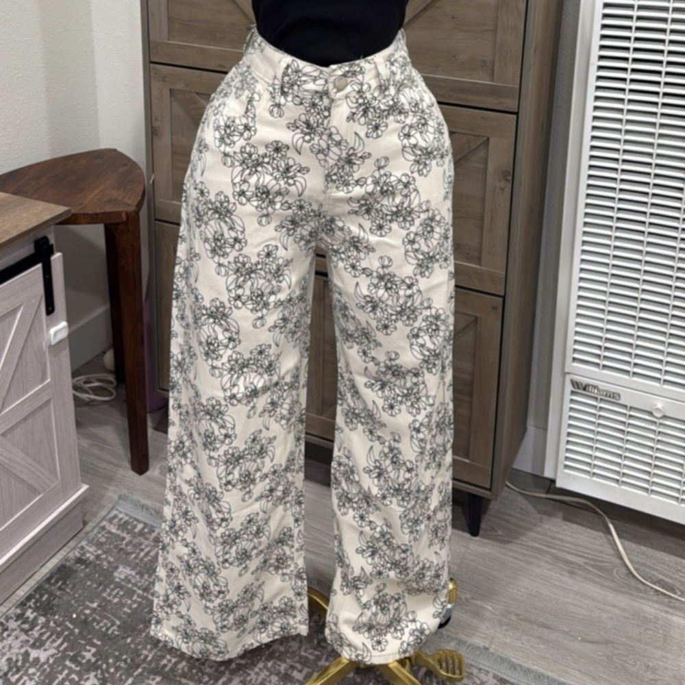 Floral Black and White Women's Pants